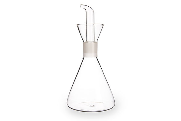ACEITERA CONICA CRISTAL ANTIGOTEO 500 ML.
